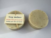 Load image into Gallery viewer, Soap Matters Natural Soap Juniperberry & Lavender soap (the De-stressing and Detox bar)